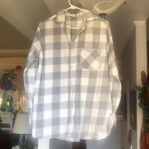 🌺 Old Navy Relaxed Buffalo Plaid Flannel Boyfriend Button Down Shirt Sz S
